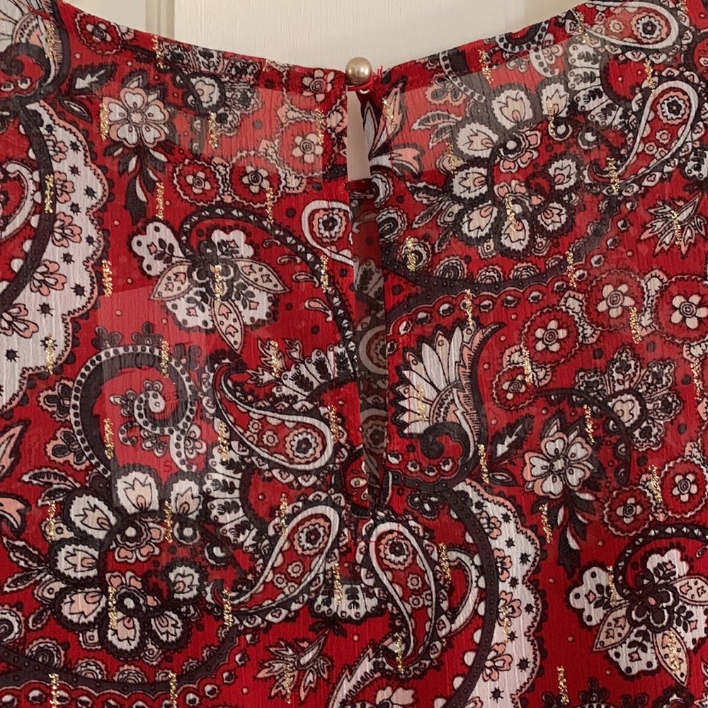 ❤️Loft red shimmer paisley flounce dress. Fully lined. NWT. Size S. - Picture 4 of 9
